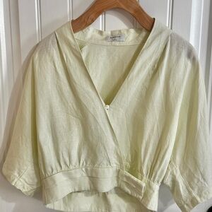 Aritzia Babaton Tahoma Blouse Wrap Cropped 100% Linen Light Yellow Size Small